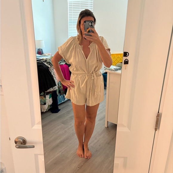 Cream Short Sleeve Romper - Picture 1 of 3